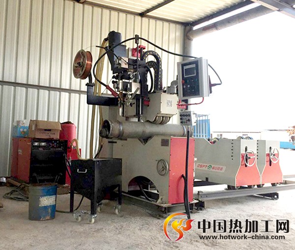 整体式管道自动焊机(厚壁型)